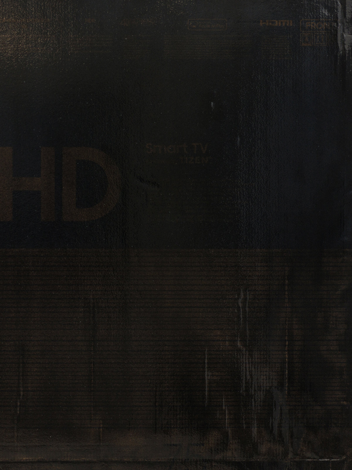 Black screens (Samsung Crystal UHD 75 blue), 2025